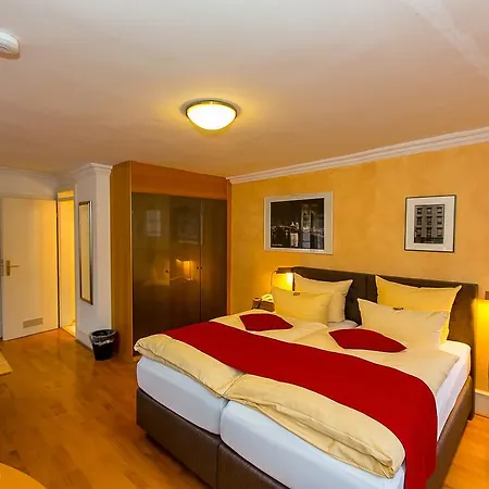 Goldener Falke Hotel Heidelberg